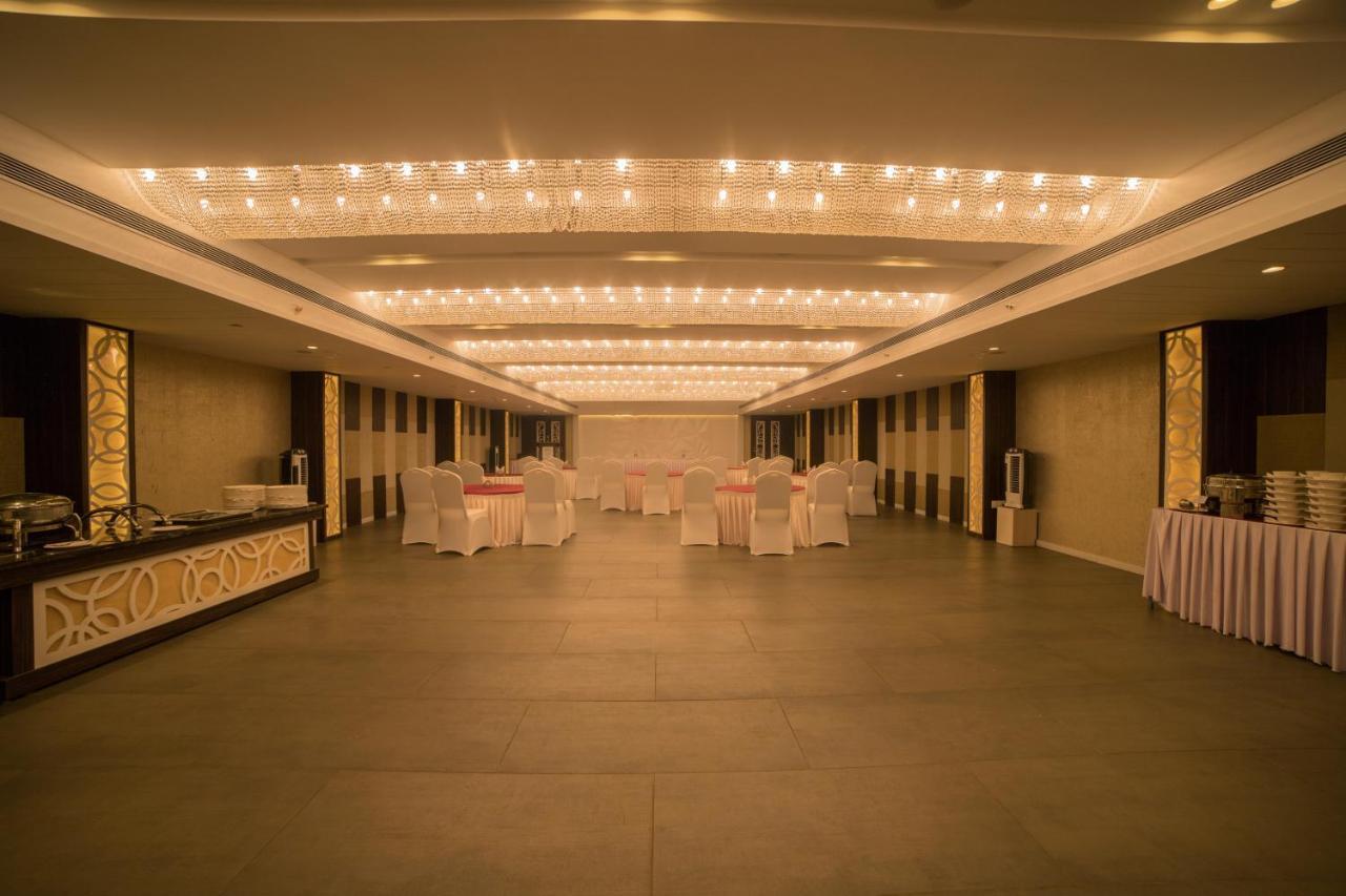 Zip By Spree Hotels Samudra Belgaum Exterior photo